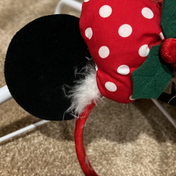DISNEY MINNIE MOUSE CHRISTMAS EARS-HEADBAND - Picture 3 of 7